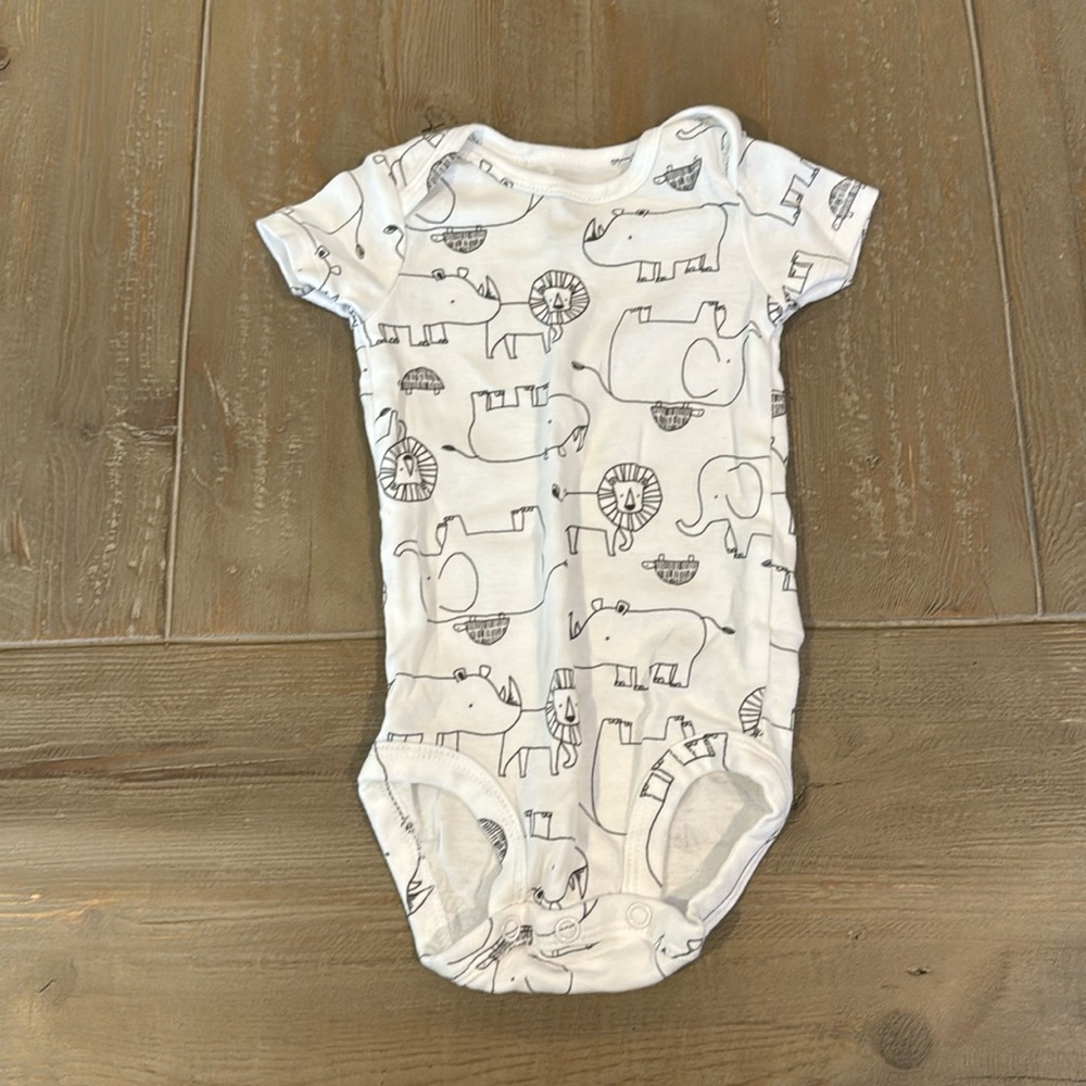 Simple Joys by Carters Jungle Themed Onsie/Bodysuit - 3-6 Months - NWOT
